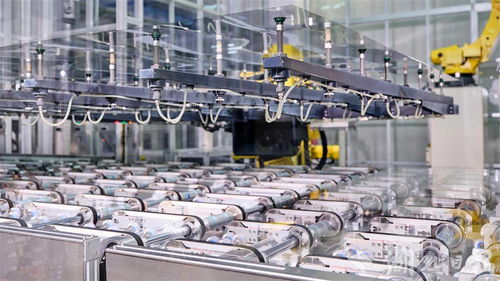 康宁显示科技在华深耕20年 布局全球七成产能 三聚氰胺基板技术引领行业创新