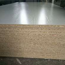 免漆生态三聚氰胺板 木纹色15mm刨花板基板与浮雕面双饰板的应用优势